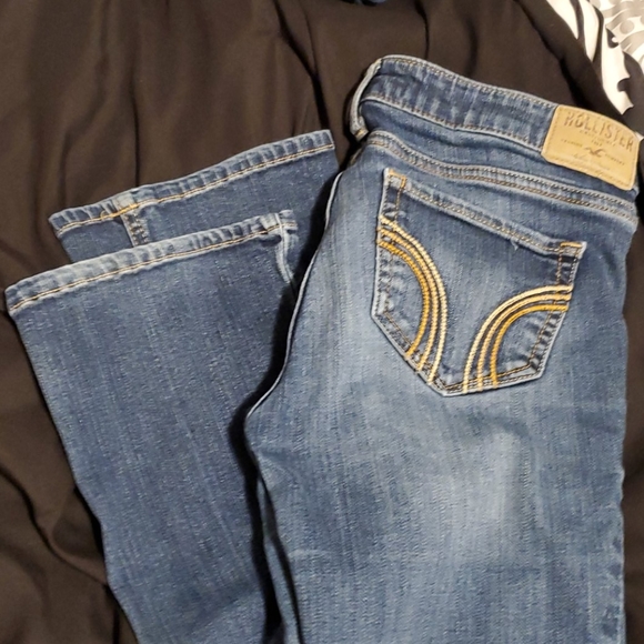 Hollister and Abercrombie jeans bundle - Picture 8 of 8